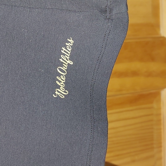 Black t-shirt - Picture 2 of 2